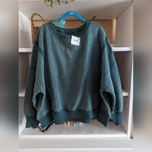 American Eagle AE Oversized Big Hug Reverse Fleece Sweatshirt